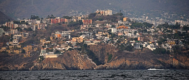 Approaching Acapulco