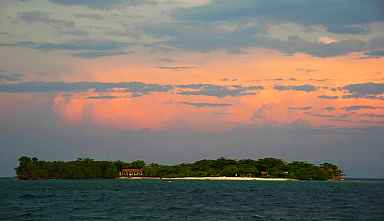 Storm approaching Sapodilla Cays